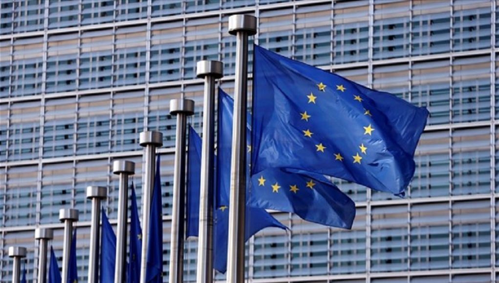 Κομισιόν: Χρηματοδότηση 130 εκατ. ευρώ για τα κλειστά κέντρα σε Σάμο, Λέρο και Κω