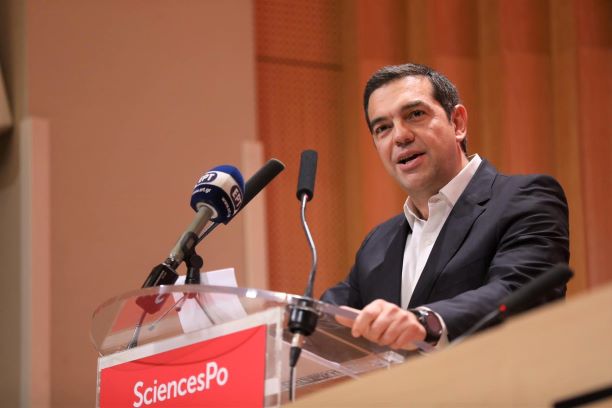 Τσίπρας: “Δεν υπάρχει ανάπτυξη με παιδιά να λιποθυμάνε από την πείνα στα σχολεία”