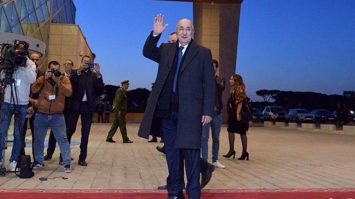 Αλγερία: Ο Αμπντελμαζίντ Τεμπούν εξελέγη πρόεδρος της χώρας από τον πρώτο γύρο των προεδρικών εκλογών