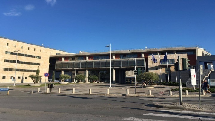 Ανακοίνωση της διοίκησης του κεντρικού δήμου, με αφορμή αντιδράσεις για την ειδική συνεδρίαση με θέμα τον ΟΑΣΘ