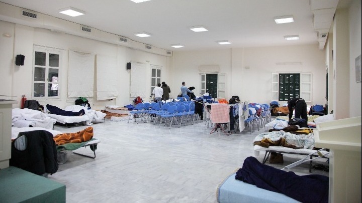 Ανοικτοί από αύριο έως και τη Δευτέρα, θερμαινόμενοι χώροι του Δήμου Αθηναίων