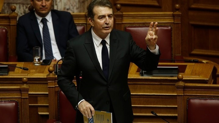 Αντιπαράθεση Χρυσοχοΐδη-Βούτση για την αστυνόμευση στις λαϊκές γειτονιές της Αθήνας