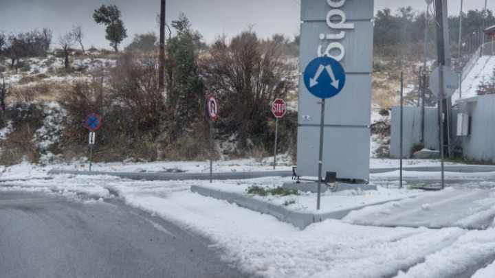 Δεν επιτρέπεται η κυκλοφορία φορτηγών άνω των 3,5 τόνων σε τμήμα της Αθηνών-Λαμίας