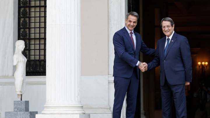 Επικοινωνία Μητσοτάκη-Αναστασιάδη για τη συνάντησή του πρωθυπουργού με τον Ερντογάν