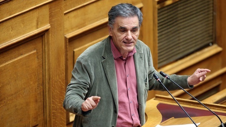Τσακαλώτος: Οι προοδευτικές δυνάμεις, πρέπει να συζητήσουμε για την κατάσταση της πραγματικής οικονομίας