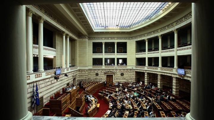 Εξασφαλίστηκαν οι πιστώσεις για την πληρωμή των σχολικών καθαριστριών