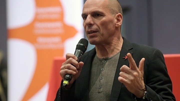 Γ. Βαρουφάκης: Να καταφέρουμε φέτος να ρίξουμε μαύρη πέτρα στη δεκαετία της βαρβαρότητας