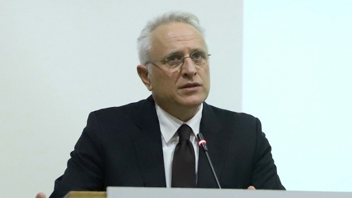 Ραγκούσης: Θα ήταν πολιτική αυτοκτονία να πούμε όχι στο νομοσχέδιο για τον γάμο των ομόφυλων ζευγαριών (ΒΙΝΤΕΟ)