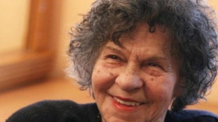 Η Στογιάνκα Μουτάφοβα, “η γηραιότερη ηθοποιός στον κόσμο”, πέθανε σε ηλικία 97 ετών