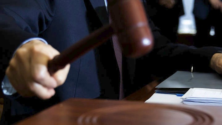 Ηράκλειο: Αναβλήθηκε η δίκη για την υπεξαίρεση 350.000 ευρώ από τράπεζα