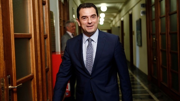 Σκρέκας: “Άμεσες και μόνιμες λύσεις στα προβλήματα από την ανάρτηση δασικών χαρτών”