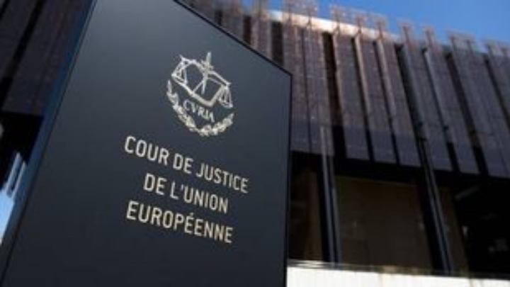 Οι αεροπορικές εταιρείες φέρουν ευθύνη για εγκαύματα από ζεστά ροφήματα που τυχόν υποστούν επιβάτες