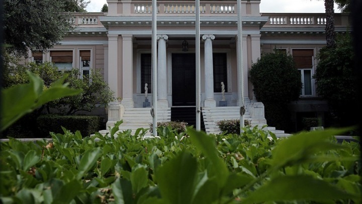 Πάνω από ένα εκατομμύριο οι δικαιούχοι του κοινωνικού μερίσματος