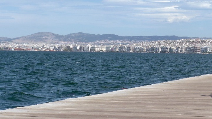 Σορός γυναίκας εντοπίστηκε στην παλιά παραλία