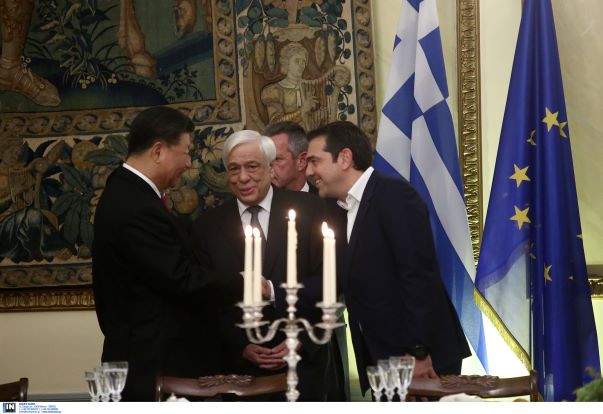 Τσίπρας: Επιμένει σε Παυλόπουλο, γιατί απορρίπτει Γιώργο