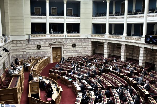 Γιατί ο ΣΥΡΙΖΑ επιφυλάχθηκε στο σχέδιο «Ηρακλής»