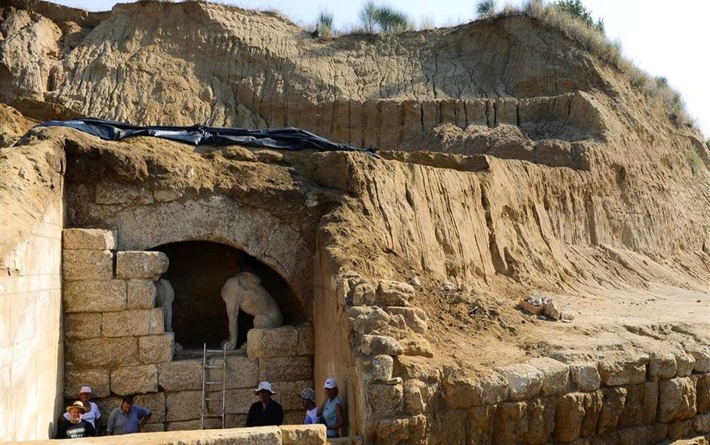 Λ. Μενδώνη: Στόχος η Αμφίπολη να είναι επισκέψιμη το 2022