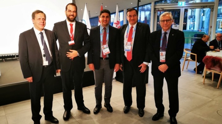Αυγενάκης: «Τη θετική μας ενέργεια στους αθλητές μας»
