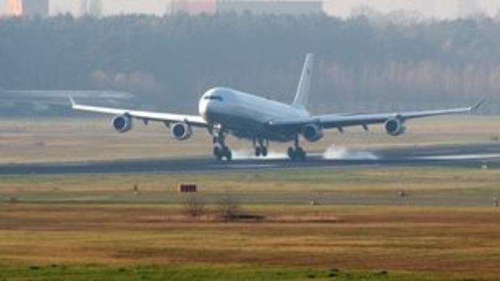 Επιδοτούνται 12 άγονες αεροπορικές γραμμές με 24,6 εκατ. ευρώ