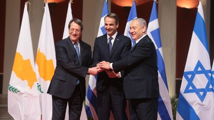 Επικίνδυνη απειλή η απόφαση της Τουρκίας να αναπτυχθούν στρατεύματά της στη Λιβύη