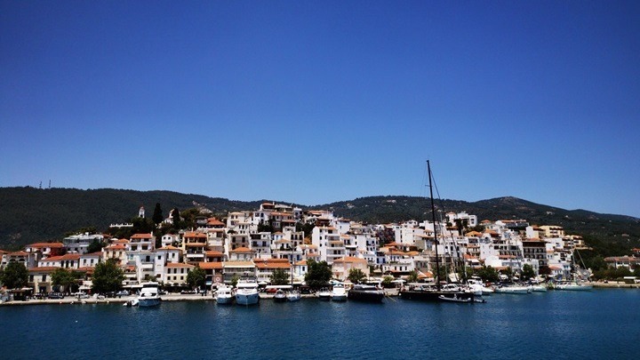 Έτοιμη η Σκιάθος για νέες κατακτήσεις στην τουριστική αγορά – Υπερκαλύφθηκε το κενό της Thomas Cook