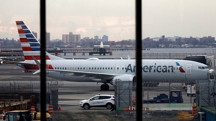 Η FAA απαγορεύει όλες τις πολιτικές πτήσεις στον ενάεριο χώρο του Ιράν, του Ιράκ, του Κόλπου και του Κόλπου του Ομάν