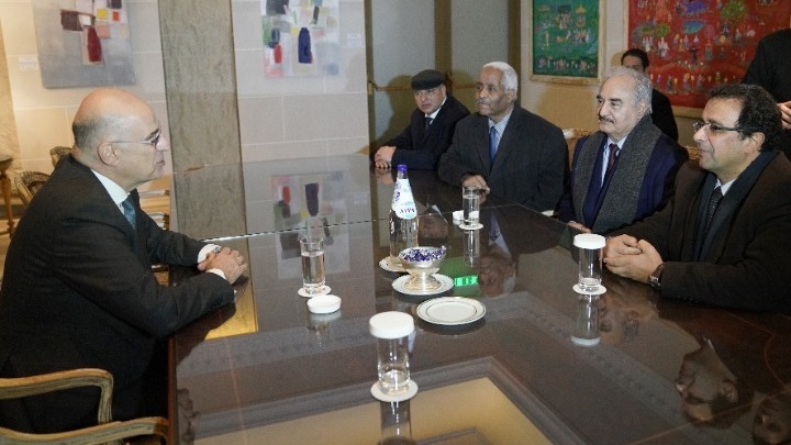 Με Κυρ. Μητσοτάκη και Ν. Δένδια συναντάται σήμερα ο Χαλίφα Χάφταρ
