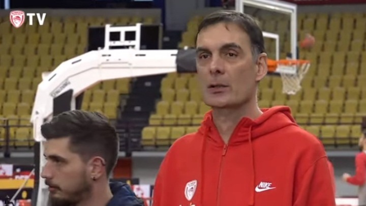 Μπαρτζώκας: «Επαγγελματική η απόφασή μου να επιστρέψω» (video)