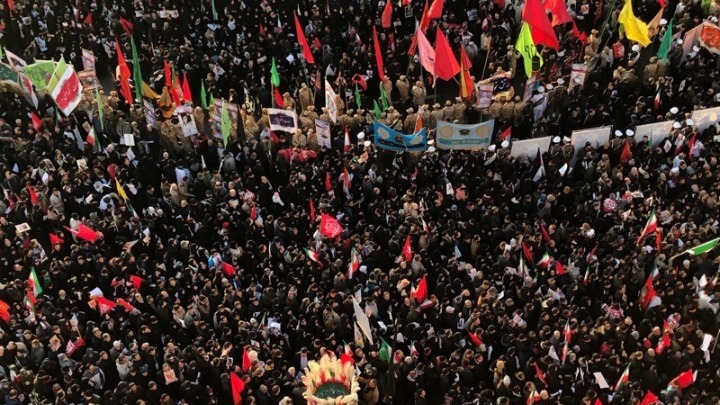 Ο φόνος του Κ. Σουλεϊμανί αλλάζει την κατάσταση στο εσωτερικό του Ιράν, εκτιμούν αναλυτές