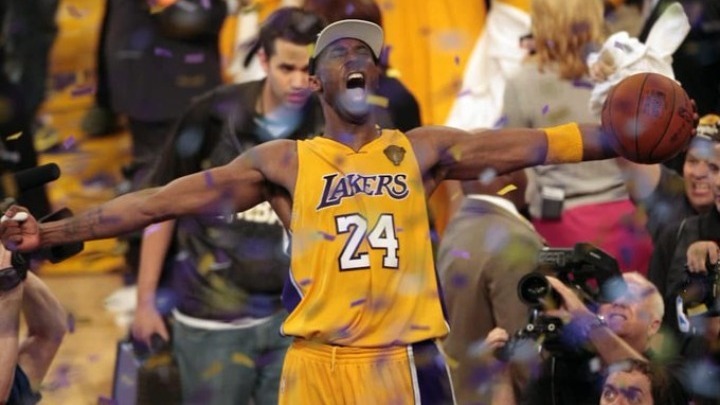 ΘΕΜΑ: Είκοσι χρόνια «Λέικερ», για πάντα «Black Mamba»