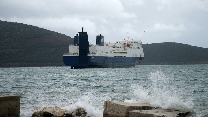 Τροποποιήσεις και αλλαγές στο σχεδιασμό των ακτοπλοϊκών δρομολογίων λόγω των δυσμενών καιρικών συνθηκών
