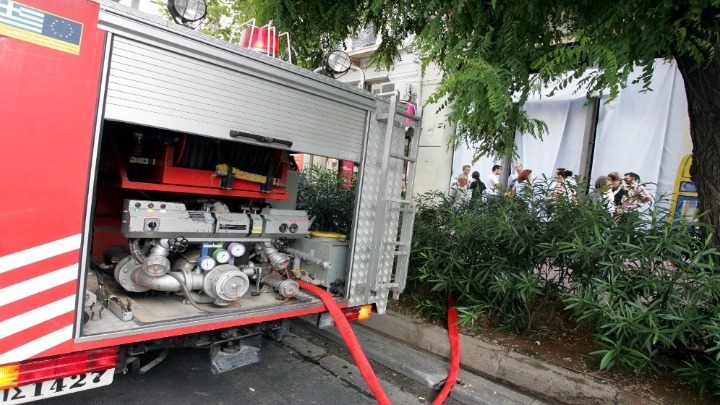 Υπό πλήρη έλεγχο η φωτιά σε διαμέρισμα στην Πυλαία