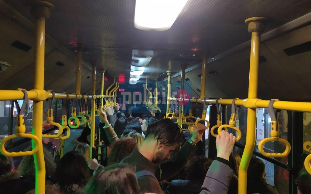 Εικόνες ντροπής σε λεωφορείο του ΟΑΣΘ (pic, vd)