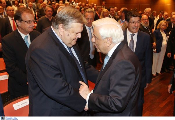 Παυλόπουλος έξω, Βενιζέλος μέσα για ΠτΔ;