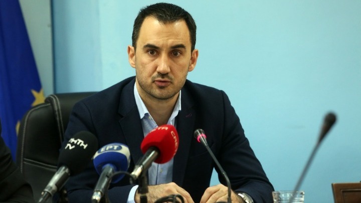 Αλ. Χαρίτσης: Απέναντι στη βία και τη ρατσιστική της ρητορεία, η κυβέρνηση θα βρει τους νησιώτες
