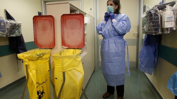 Άσκηση προσομοίωσης στο Αττικόν για πιθανό κρούσμα κοροναϊού