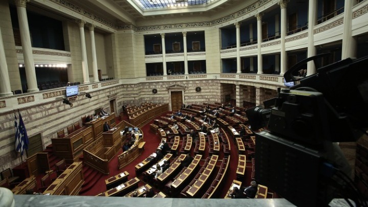 Βουλή: Στις έξι το απόγευμα η κατάθεση της «Αικατερίνης Κελέση»