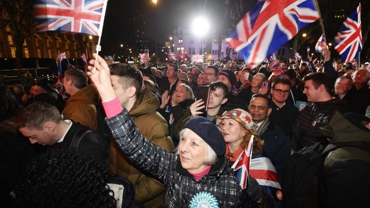 Βρετανία: Το Brexit έγινε πραγματικότητα