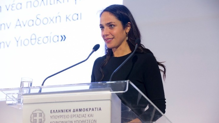 Δ. Μιχαηλίδου στο ΑΠΕ-ΜΠΕ: Τα πρώτα βήματα προς την πλήρη εφαρμογή του πλαισίου αναδοχής και υιοθεσίας