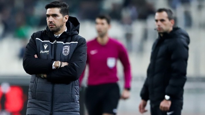 Φερέιρα: «Ολοι μαζί χάνουμε κι όλοι μαζί κερδίζουμε»