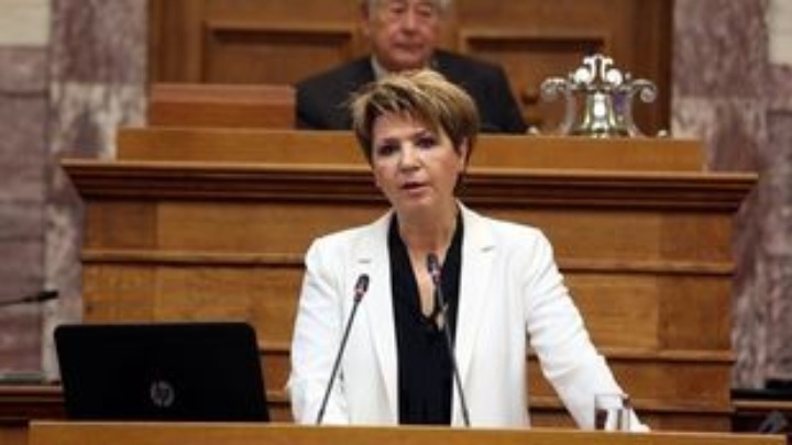 Γεροβασίλη κατά Χρυσοχοΐδη για τις ταυτότητες: Η ΝΔ απλά πετάει λάσπη στον ανεμιστήρα