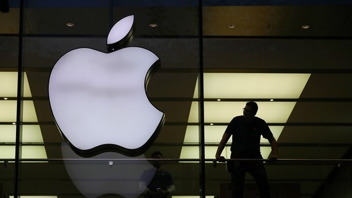 Η Apple προετοιμάζεται να επαναλειτουργήσει κάποια από τα καταστήματά της στο Πεκίνο από αύριο