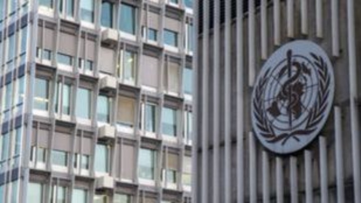 Κοροναϊός: Σχεδόν 1.900 νεκροί, ο ΠΟΥ τάσσεται εναντίον οποιουδήποτε «δυσανάλογου» μέτρου