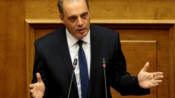 Κυρ. Βελόπουλος: Κυνηγάτε τους ξένους επενδυτές με το ντουφέκι και επιβάλλετε υψηλή φορολόγηση στους Έλληνες