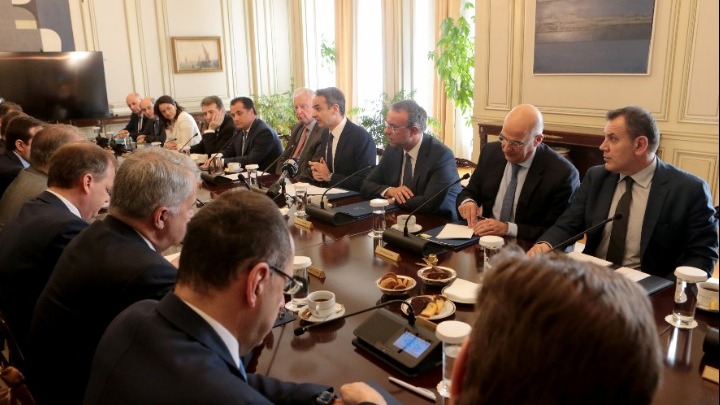 Ο οδικός χάρτης της κυβέρνησης για το 2021