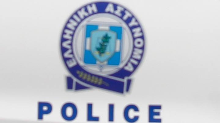 «Με τεχνικά μέσα προστασίας της ανωνυμίας του θέλει να εξεταστεί ο “Μάξιμος Σαράφης”»