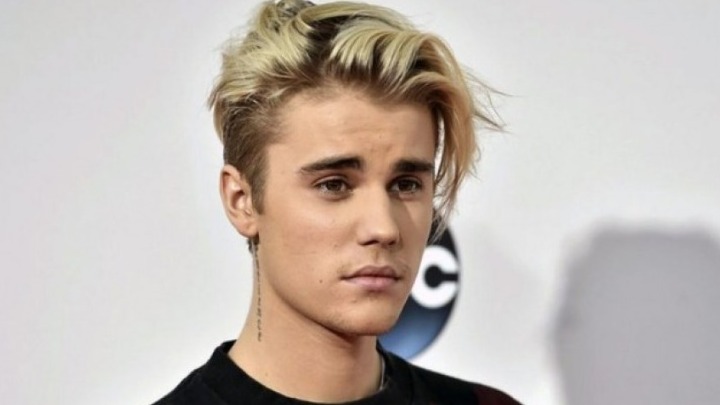 Ωδή στον Καναδά από τον Justin Bieber στο βίντεο του “Changes”