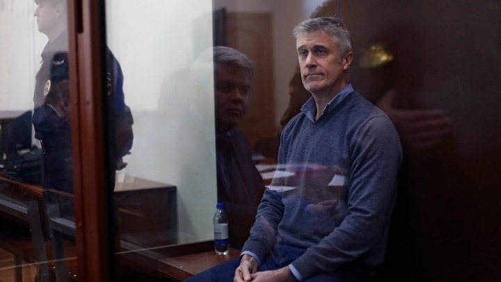 Παρατείνεται ο κατ’ οίκον περιορισμός του Αμερικανού επενδυτή Μάικλ Κάλβι έως τον Μάιο