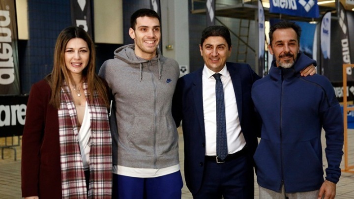 Στο πρόγραμμα εκμάθησης κολύμβησης για Δημοτικά σχολεία ο υφυπουργός Αθλητισμού, η υφυπουργός Παιδείας και ο γγΑ