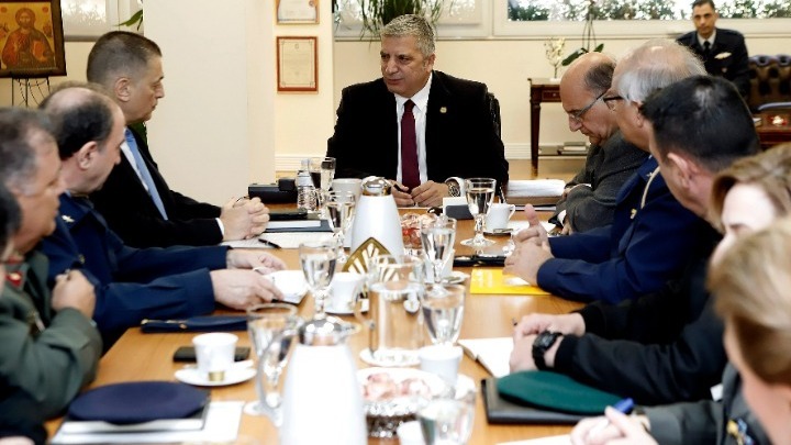 Τα στρατιωτικά νοσοκομεία στο επίκεντρο της συνάντησης Γ. Πατούλη – Α. Στεφανή